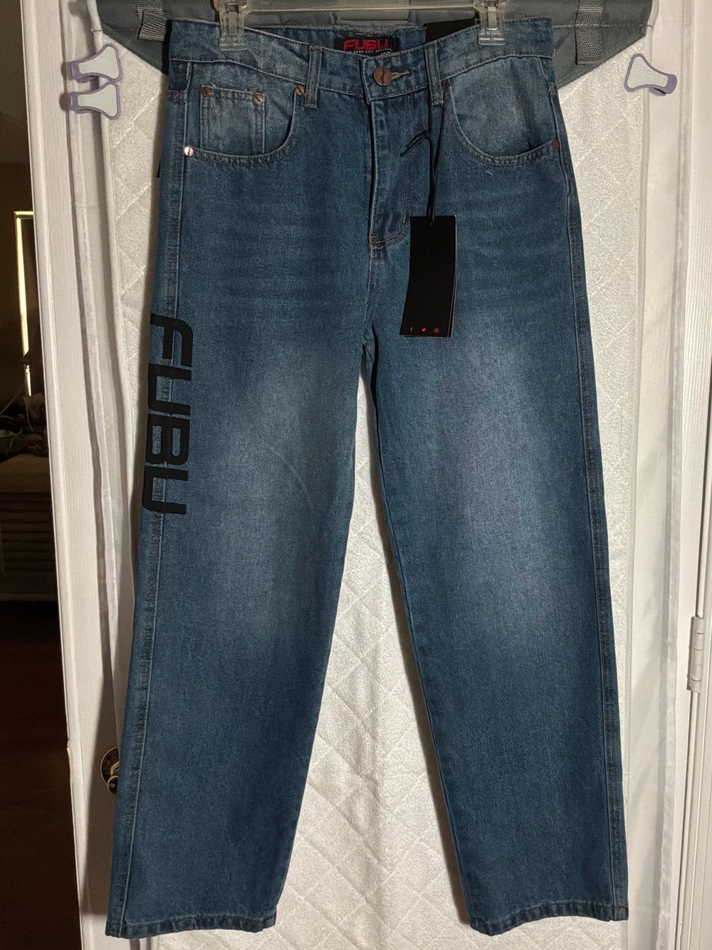 FUBU Men's Medium Blue Relaxed Straight Jeans with Black Side Logo sz 30x30